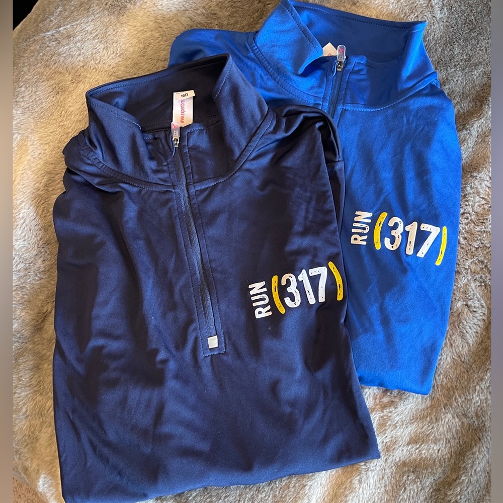 Run 317 Indianapolis 1/4 zip pull overs, unisex medium (women’s large)